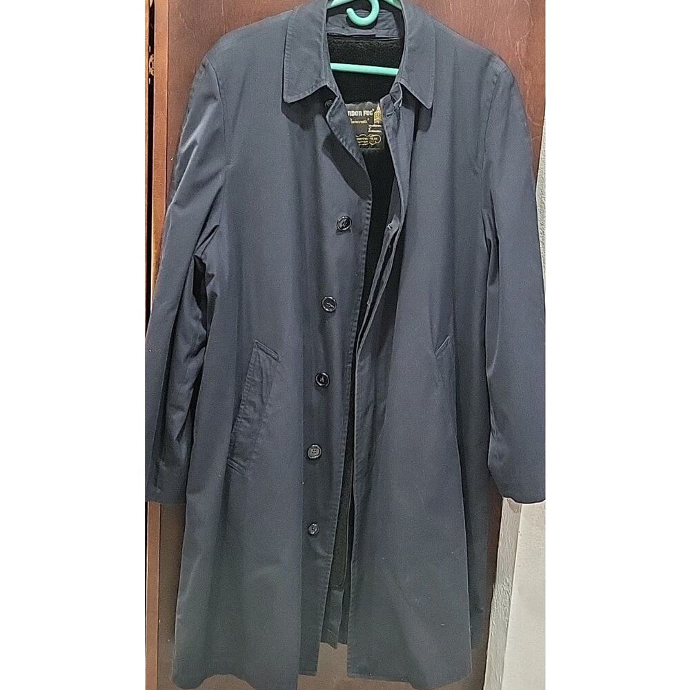 Vintage London Fog Trench Coat with Winter Lining Men's 40 Long Dark Blue